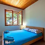 Secluded Fisherman'S Cottage Cove Bratinja Luka, Korcula - 12599 Vikendica