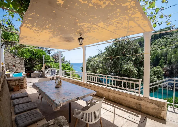 Secluded Fisherman'S Cottage Cove Bratinja Luka, Korcula - 12599
